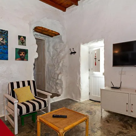 펜션 Bohemian Art House - 2br In Yaiza & Garden