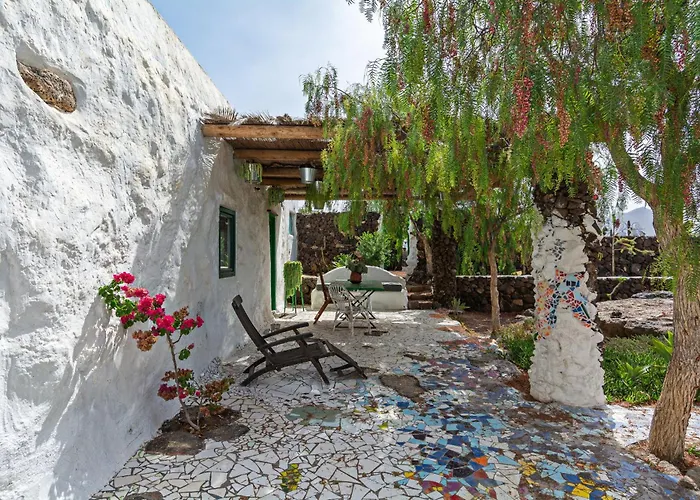 Bohemian Art House - 2br In Yaiza & Garden Dom wakacyjny Las Breñas
