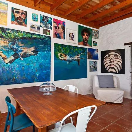 度假居 Bohemian Art House - 2br In Yaiza & Garden